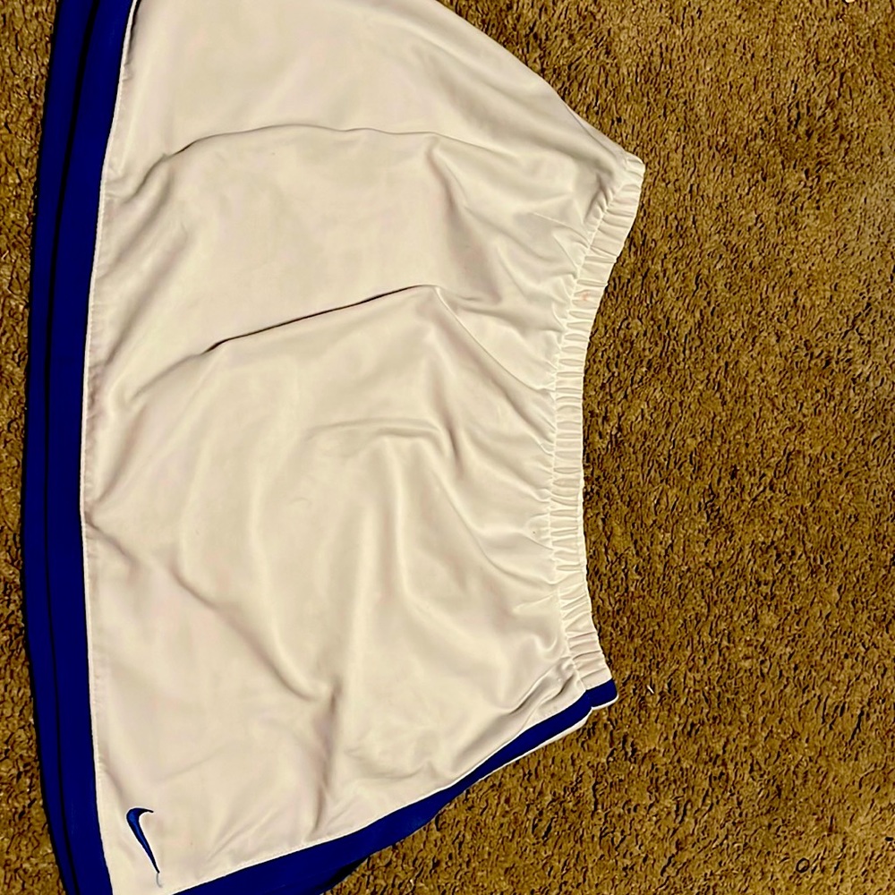 Nike tennis skirt white and navy with built in shorts as well
